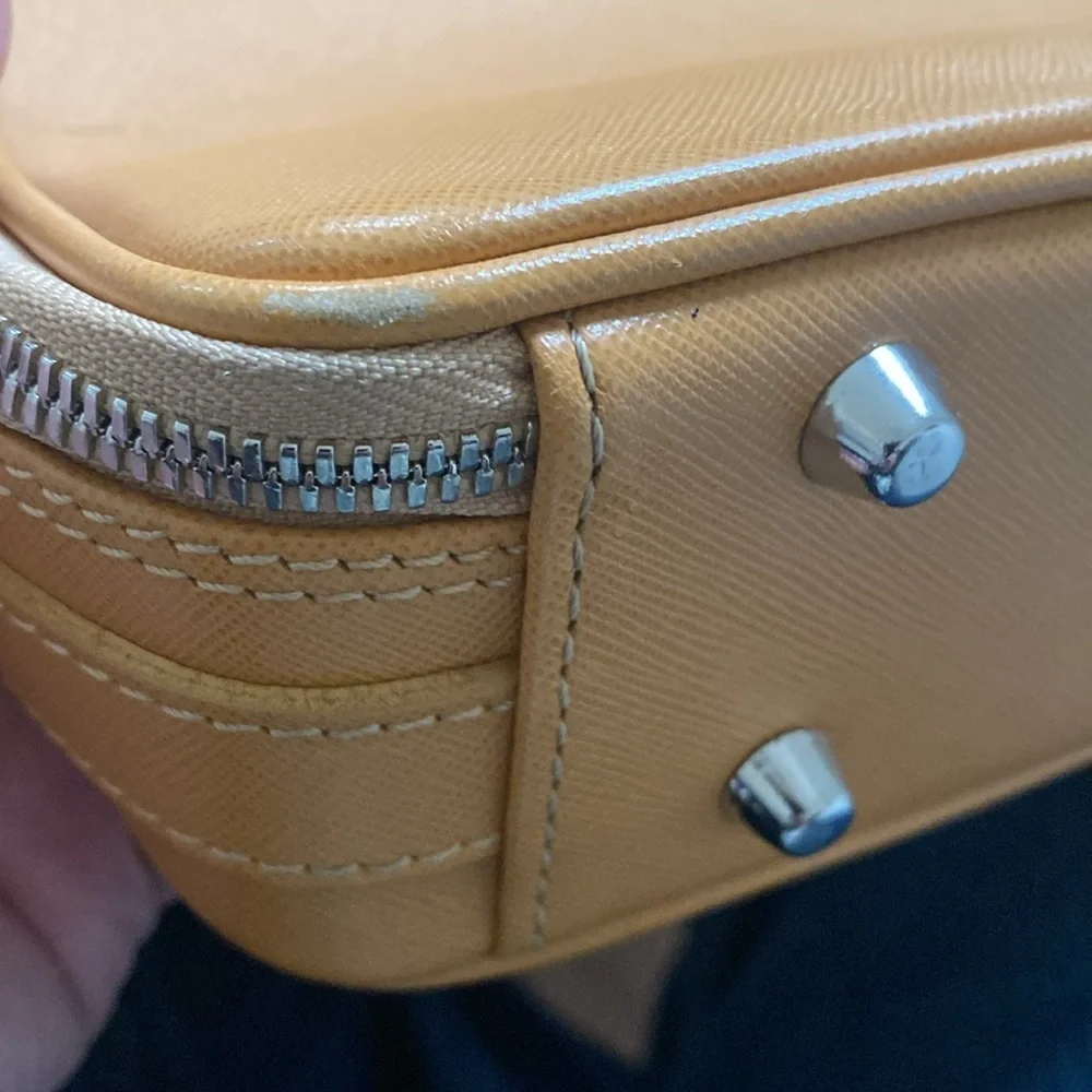 Giorgio Fedon Stylish Leather Briefcase. Made in Italy